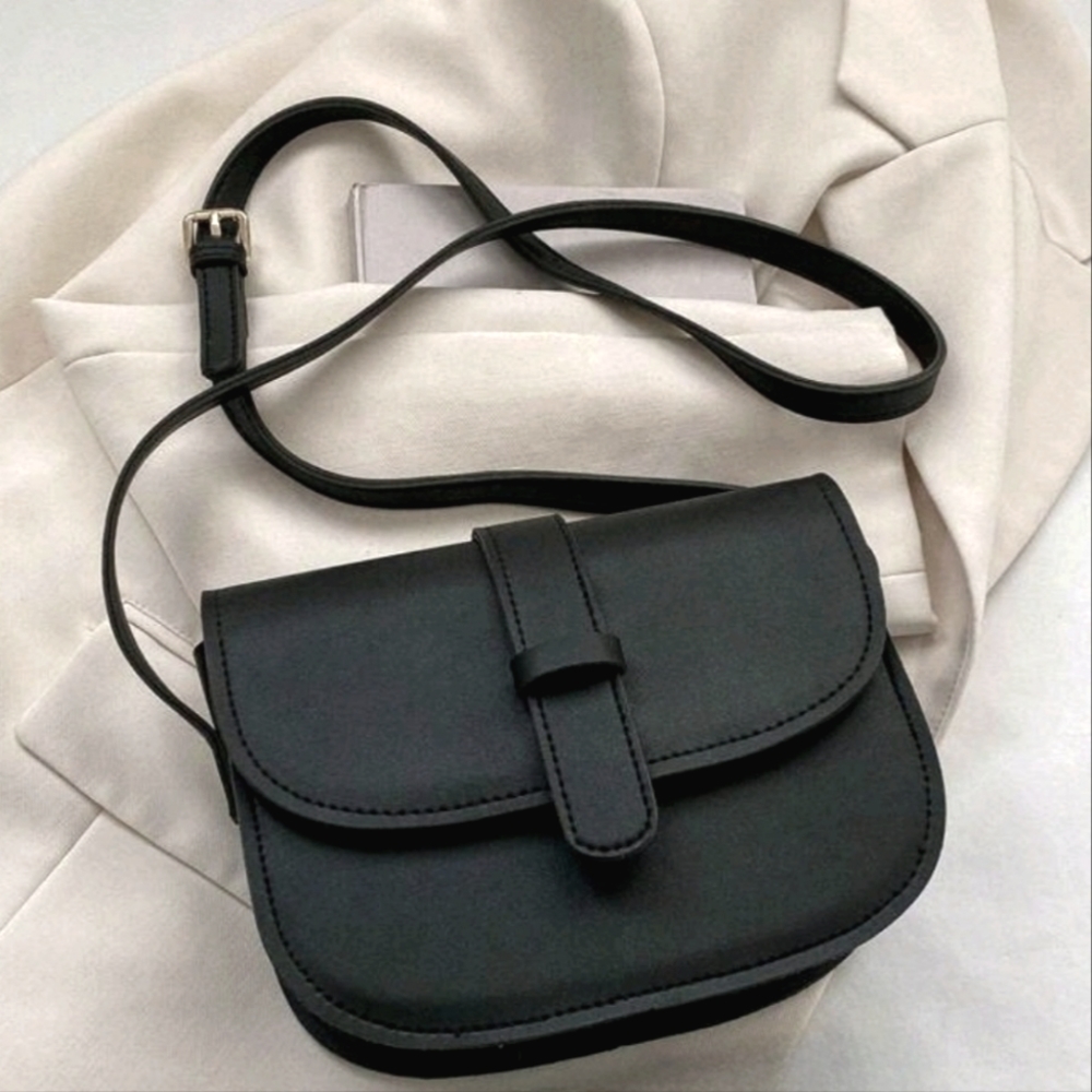 Black Mini Saddle Bag